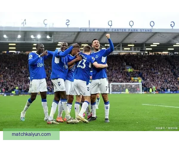 英超南安普顿在联赛杯中迎来持续提升的表现